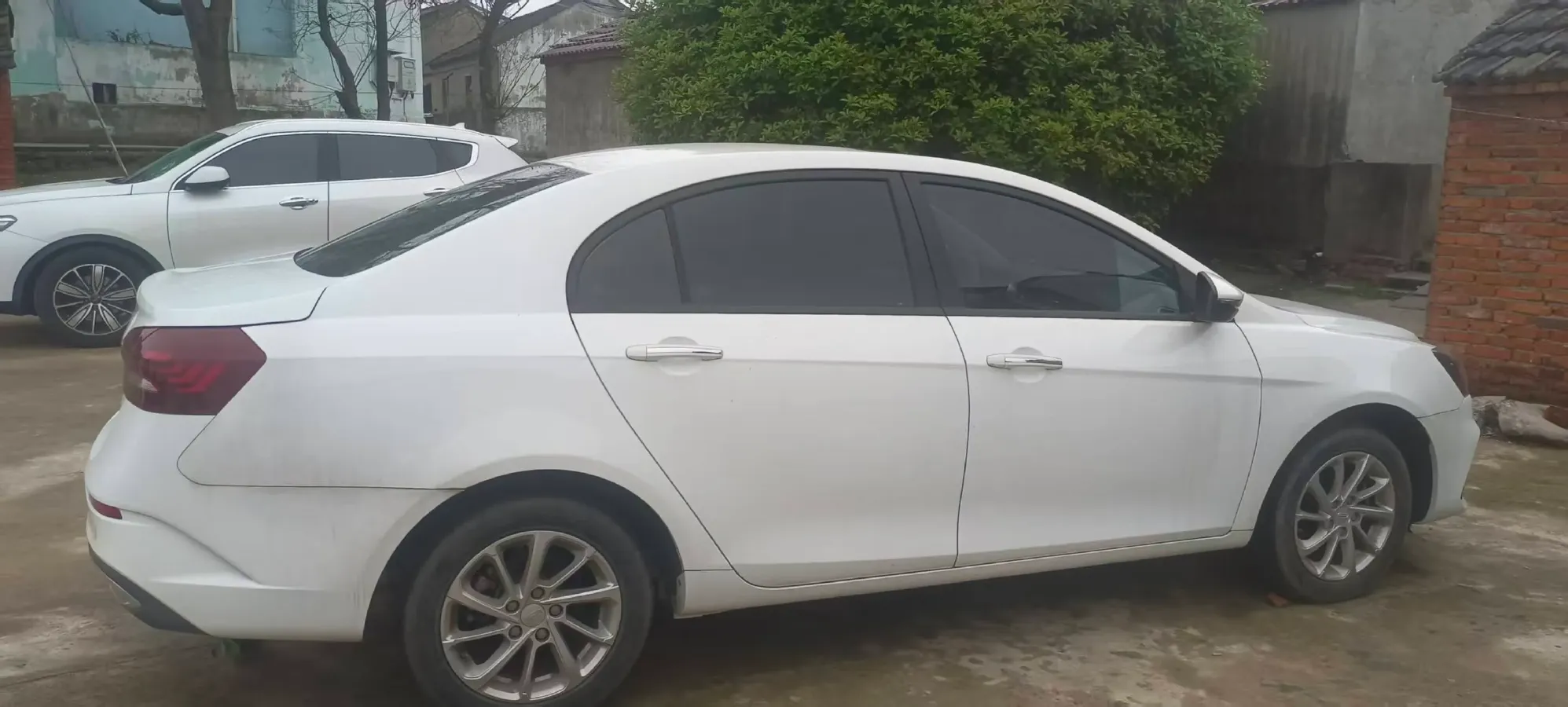 2021 BaoJun 530 1.5T 147HP L4 CVT,autocango,china used car exporter,china ev exporter,chinese used car exporter,chinese used ev exporter