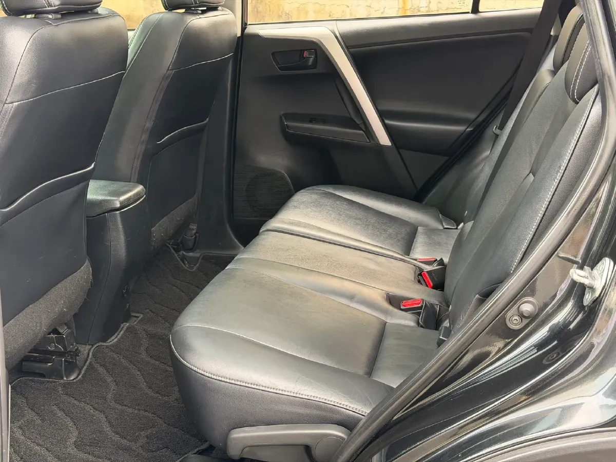 2018 Isuzu Mu-X 1.9T 163HP L4 6AT,autocango,china used car exporter,china ev exporter,chinese used car exporter,chinese used ev exporter