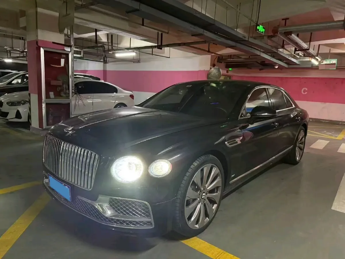 2022 Bentley Flying Spur 4.0T 550HP V8 8DCT,autocango,china used car exporter,china ev exporter,chinese used car exporter,chinese used ev exporter