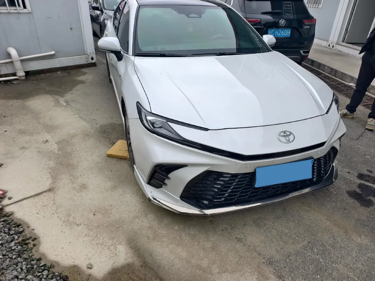 2024 Toyota Camry 2.0L 152HP L4 E-CVT Hybrid,autocango,china used car exporter,china ev exporter,chinese used car exporter,chinese used ev exporter