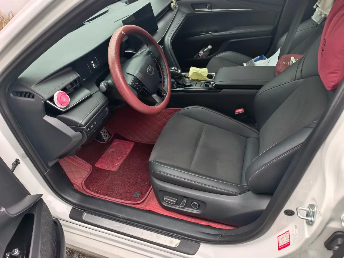 2024 Toyota Camry 2.0L 152HP L4 E-CVT Hybrid,autocango,china used car exporter,china ev exporter,chinese used car exporter,chinese used ev exporter