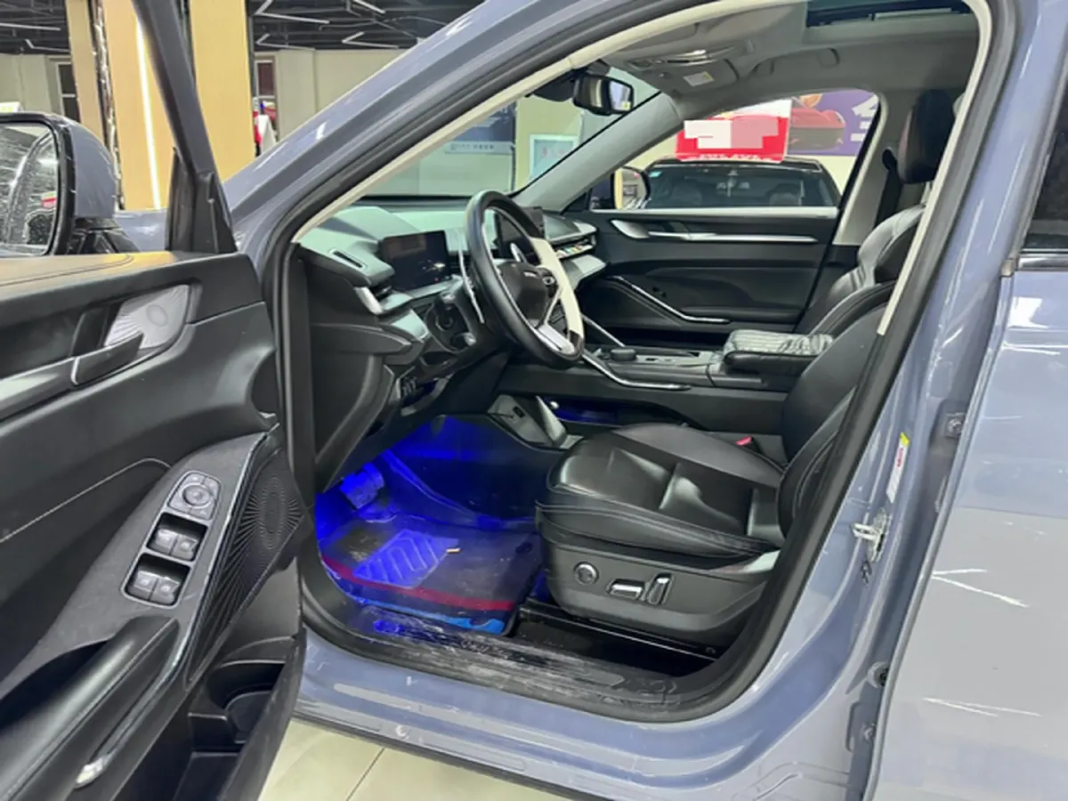 2021 Haval H6 2.0T 211HP L4 7DCT,autocango,china used car exporter,china ev exporter,chinese used car exporter,chinese used ev exporter