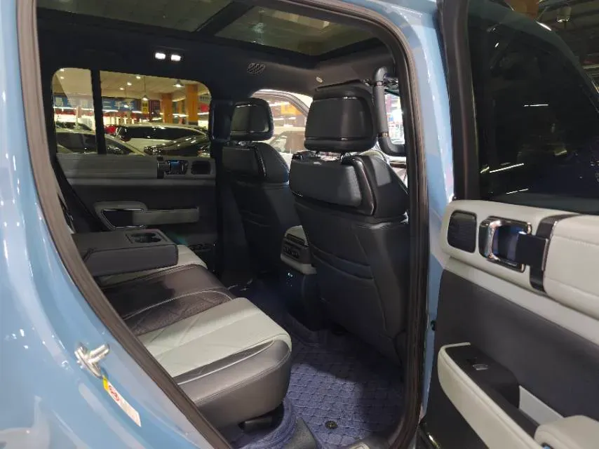 2023 FangChengBao Bao 5 1.5T 194HP L4 E-CVT PHEV 31.8KWH,autocango,china used car exporter,china ev exporter,chinese used car exporter,chinese used ev exporter