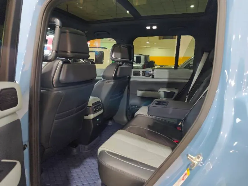 2023 FangChengBao Bao 5 1.5T 194HP L4 E-CVT PHEV 31.8KWH,autocango,china used car exporter,china ev exporter,chinese used car exporter,chinese used ev exporter