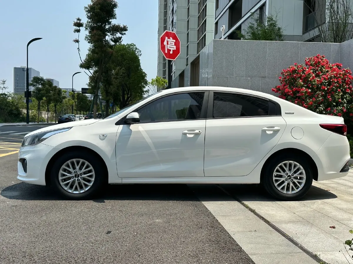 2017 Kia K2 1.4L 100HP L4 6AT,autocango,china used car exporter,china ev exporter,chinese used car exporter,chinese used ev exporter