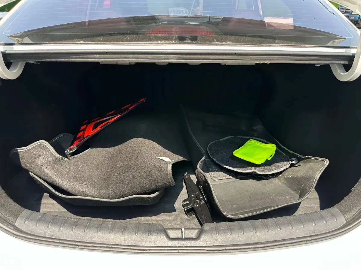 2017 Kia K2 1.4L 100HP L4 6AT,autocango,china used car exporter,china ev exporter,chinese used car exporter,chinese used ev exporter