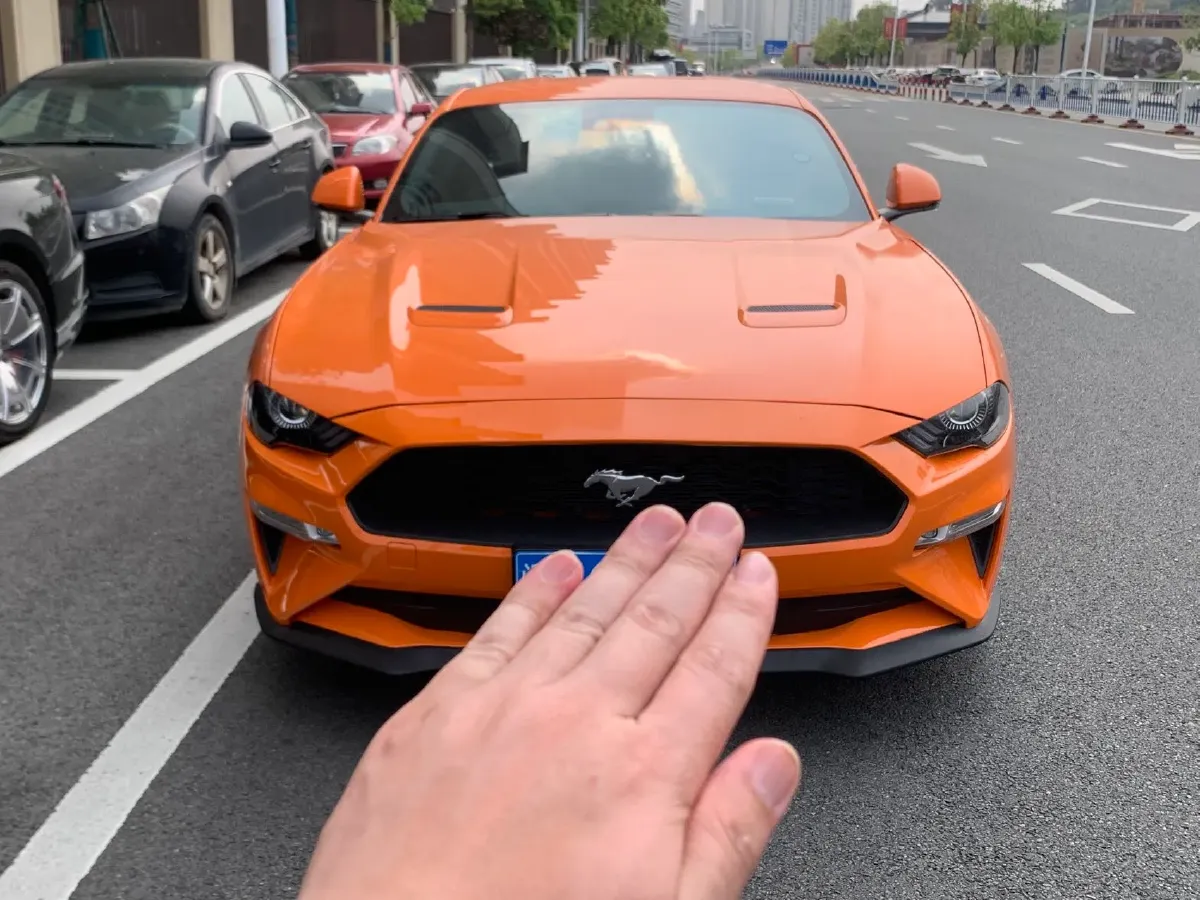 2021 Ford Mustang 2.3T 299HP L4 10AT,autocango,china used car exporter,china ev exporter,chinese used car exporter,chinese used ev exporter