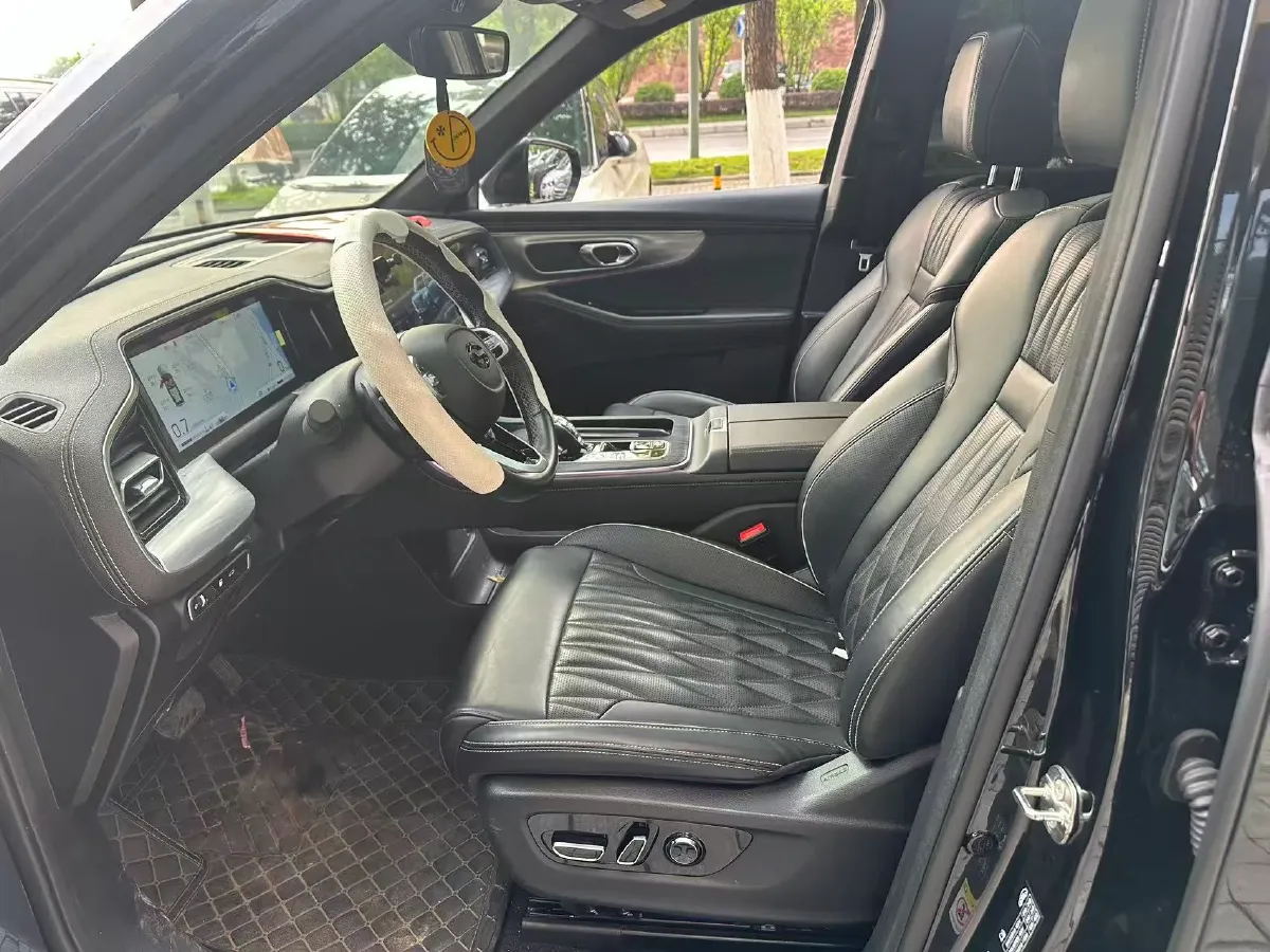 2022 GAC Trumpchi GS8 2.0T 252HP L4 8AT,autocango,china used car exporter,china ev exporter,chinese used car exporter,chinese used ev exporter