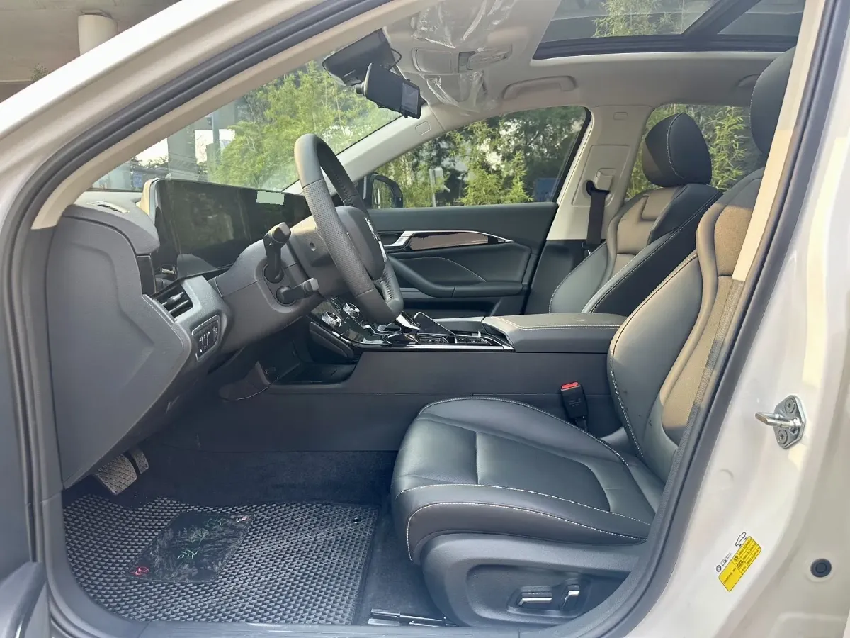 2022 DongFeng Fengon Fengon 580 1.5T 184HP L4 6AT,autocango,china used car exporter,china ev exporter,chinese used car exporter,chinese used ev exporter