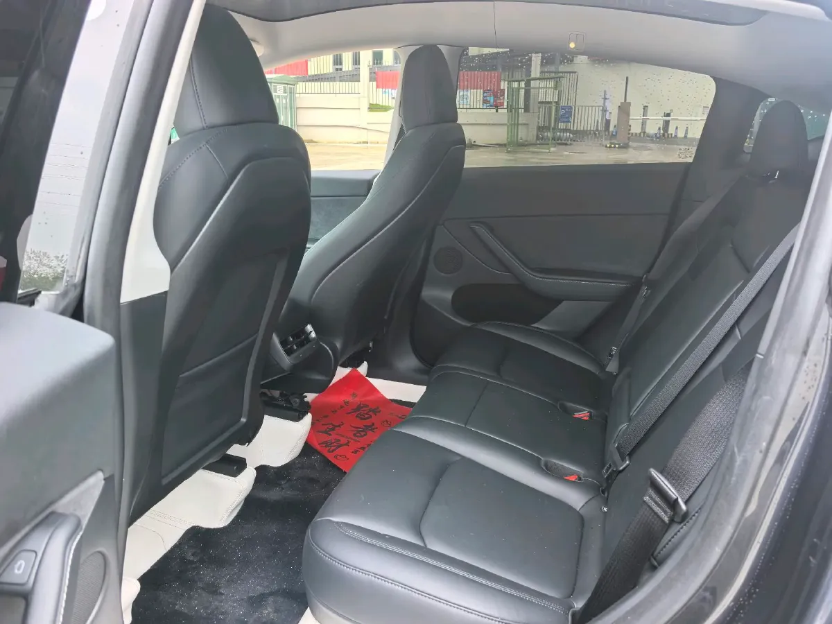 2024 Iveco OuSheng BEV 77.28KWH,autocango,china used car exporter,china ev exporter,chinese used car exporter,chinese used ev exporter