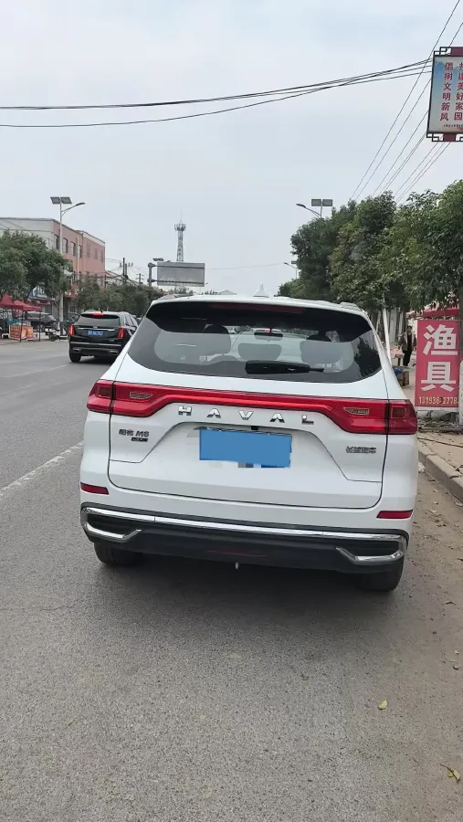 2023 Haval M6 1.5T 150HP L4 7DCT,autocango,china used car exporter,china ev exporter,chinese used car exporter,chinese used ev exporter