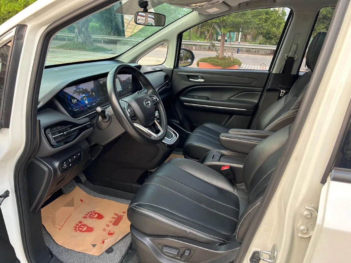 2021 GAC Trumpchi M6 1.5T 169HP L4 7DCT,autocango,china used car exporter,china ev exporter,chinese used car exporter,chinese used ev exporter