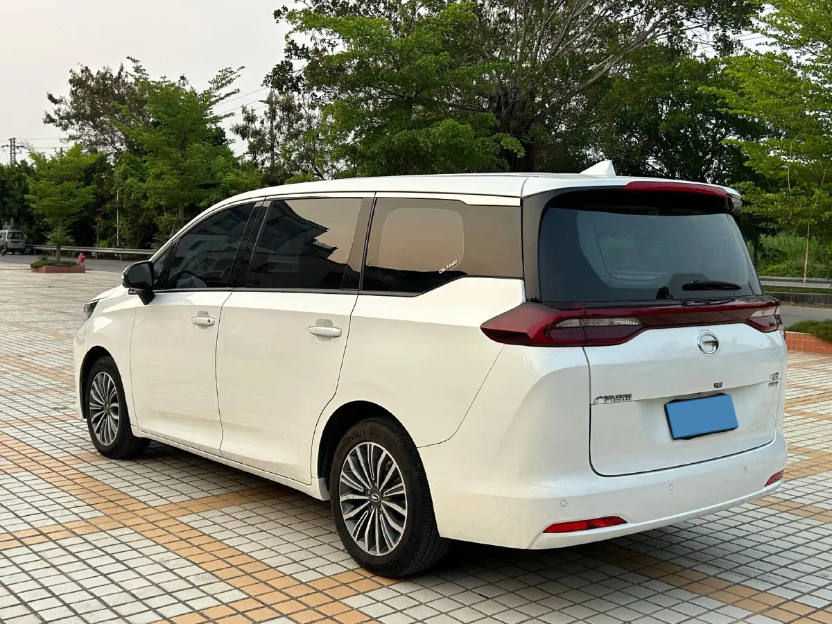 2021 GAC Trumpchi M6 1.5T 169HP L4 7DCT,autocango,china used car exporter,china ev exporter,chinese used car exporter,chinese used ev exporter