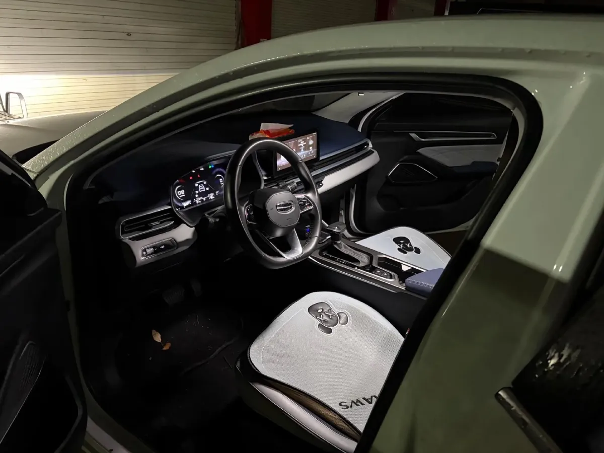 2022 Geely Emgrand 1.5L 114HP L4 CVT,autocango,china used car exporter,china ev exporter,chinese used car exporter,chinese used ev exporter