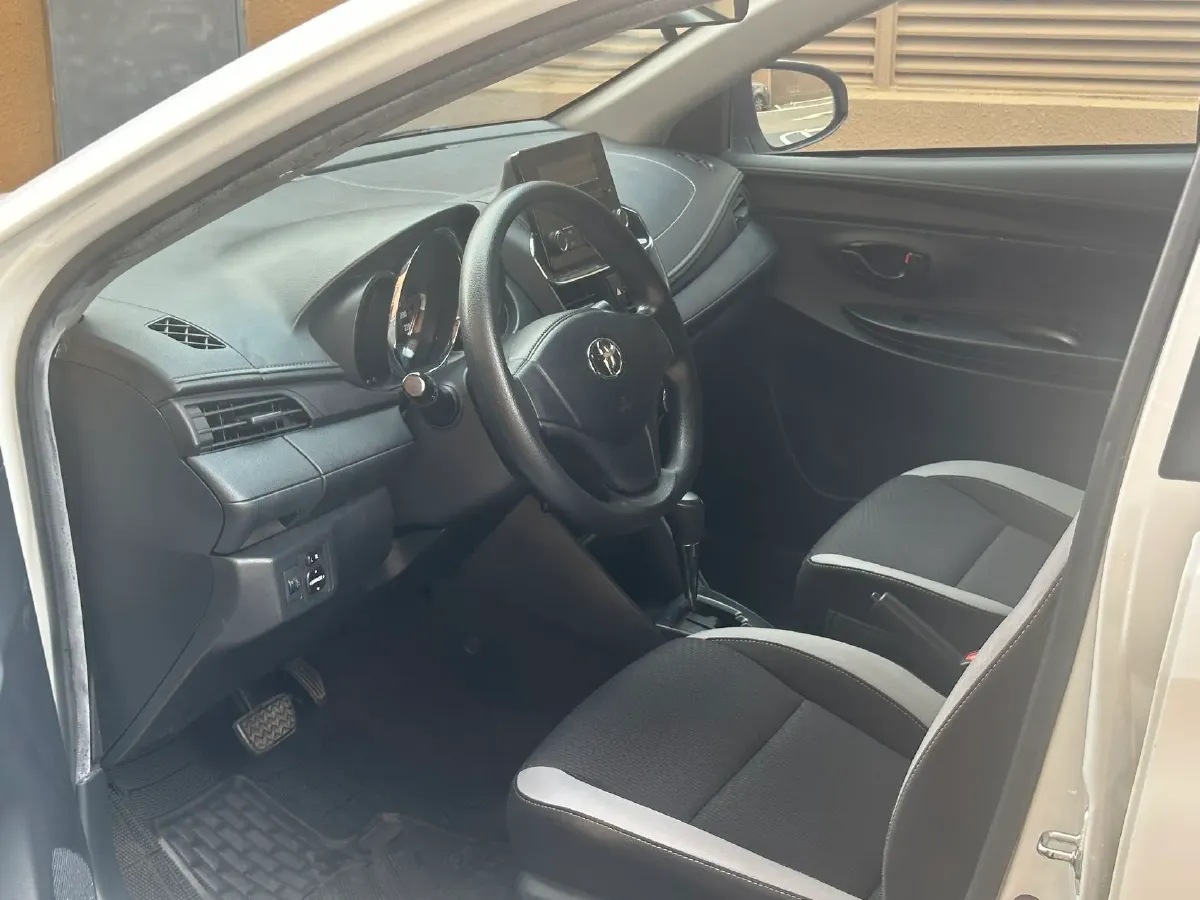 2021 Toyota Yaris L 1.5L 112HP L4 CVT,autocango,china used car exporter,china ev exporter,chinese used car exporter,chinese used ev exporter