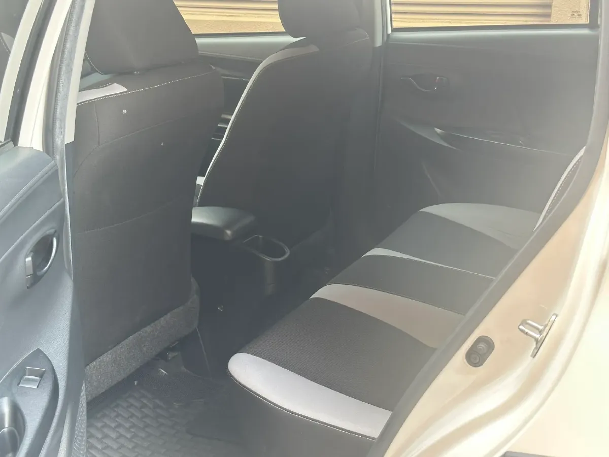 2021 Toyota Yaris L 1.5L 112HP L4 CVT,autocango,china used car exporter,china ev exporter,chinese used car exporter,chinese used ev exporter