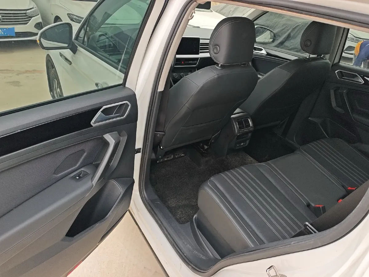 2022 MAXUS DaJia 5 BEV 70KWH,autocango,china used car exporter,china ev exporter,chinese used car exporter,chinese used ev exporter