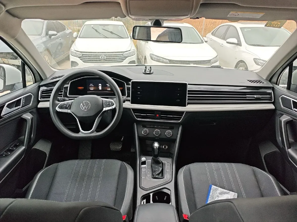 2022 MAXUS DaJia 5 BEV 70KWH,autocango,china used car exporter,china ev exporter,chinese used car exporter,chinese used ev exporter