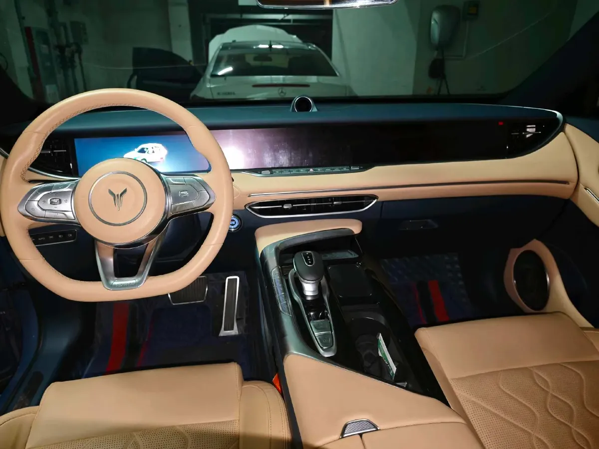 2021 Voyah FREE Range Extended 109HP REEV 33KWH,autocango,china used car exporter,china ev exporter,chinese used car exporter,chinese used ev exporter