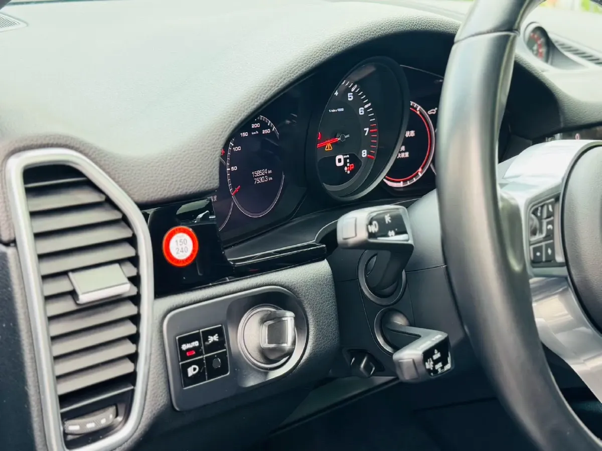 2019 Porsche Cayenne 3.0T 340HP V6 8AT,autocango,china used car exporter,china ev exporter,chinese used car exporter,chinese used ev exporter