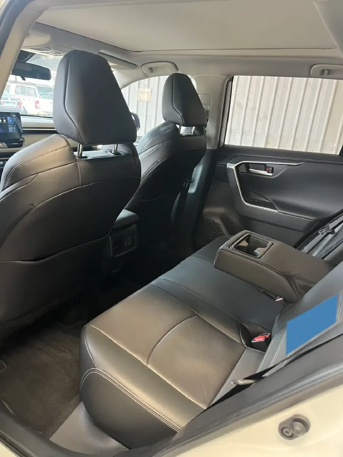 2023 Toyota Wildlander 2.0L 171HP L4 CVT,autocango,china used car exporter,china ev exporter,chinese used car exporter,chinese used ev exporter