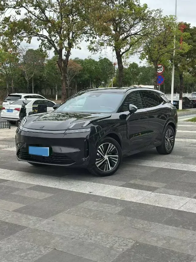 2025 LYNK&CO 08 EM-P 1.5T 163HP L4 3DHT PHEV 39.6/39.8KWH,autocango,china used car exporter,china ev exporter,chinese used car exporter,chinese used ev exporter