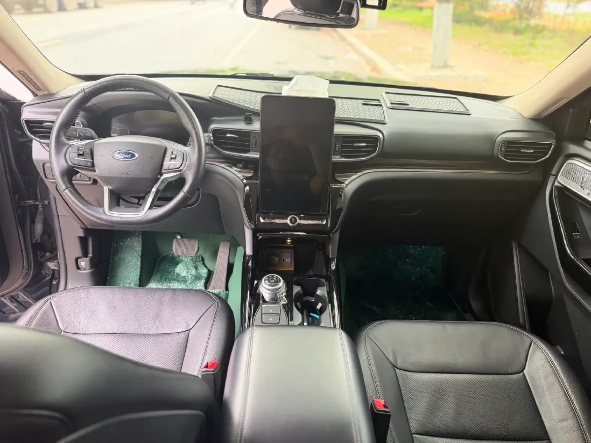 2020 Ford Explorer 2.3T 276HP L4 10AT,autocango,china used car exporter,china ev exporter,chinese used car exporter,chinese used ev exporter