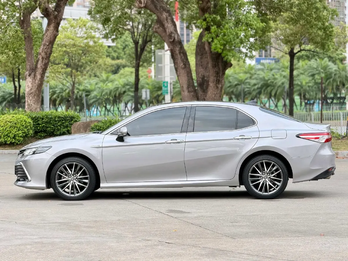 2021 Toyota Camry 2.5L 178HP L4 E-CVT Hybrid,autocango,china used car exporter,china ev exporter,chinese used car exporter,chinese used ev exporter
