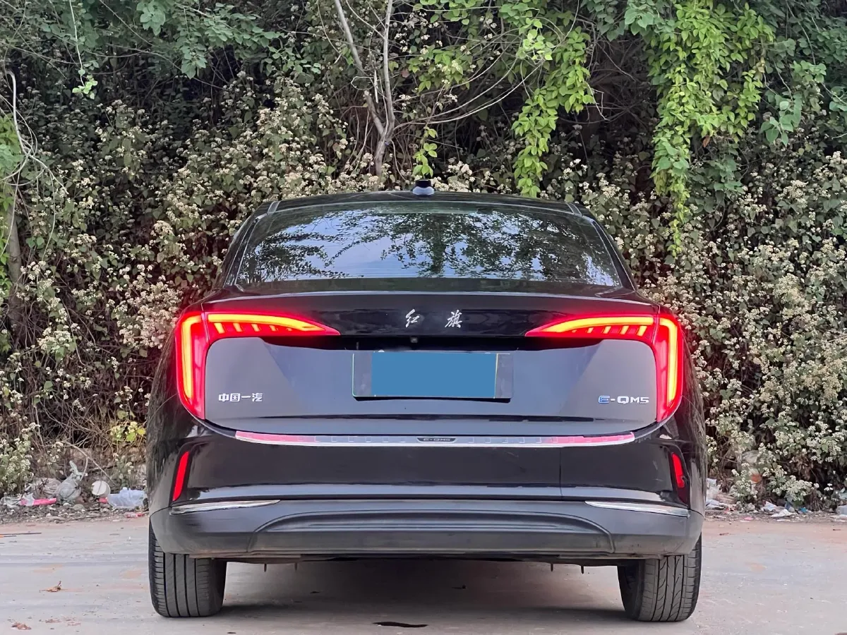 2023 HongQi E-QM5 BEV 54KWH,autocango,china used car exporter,china ev exporter,chinese used car exporter,chinese used ev exporter