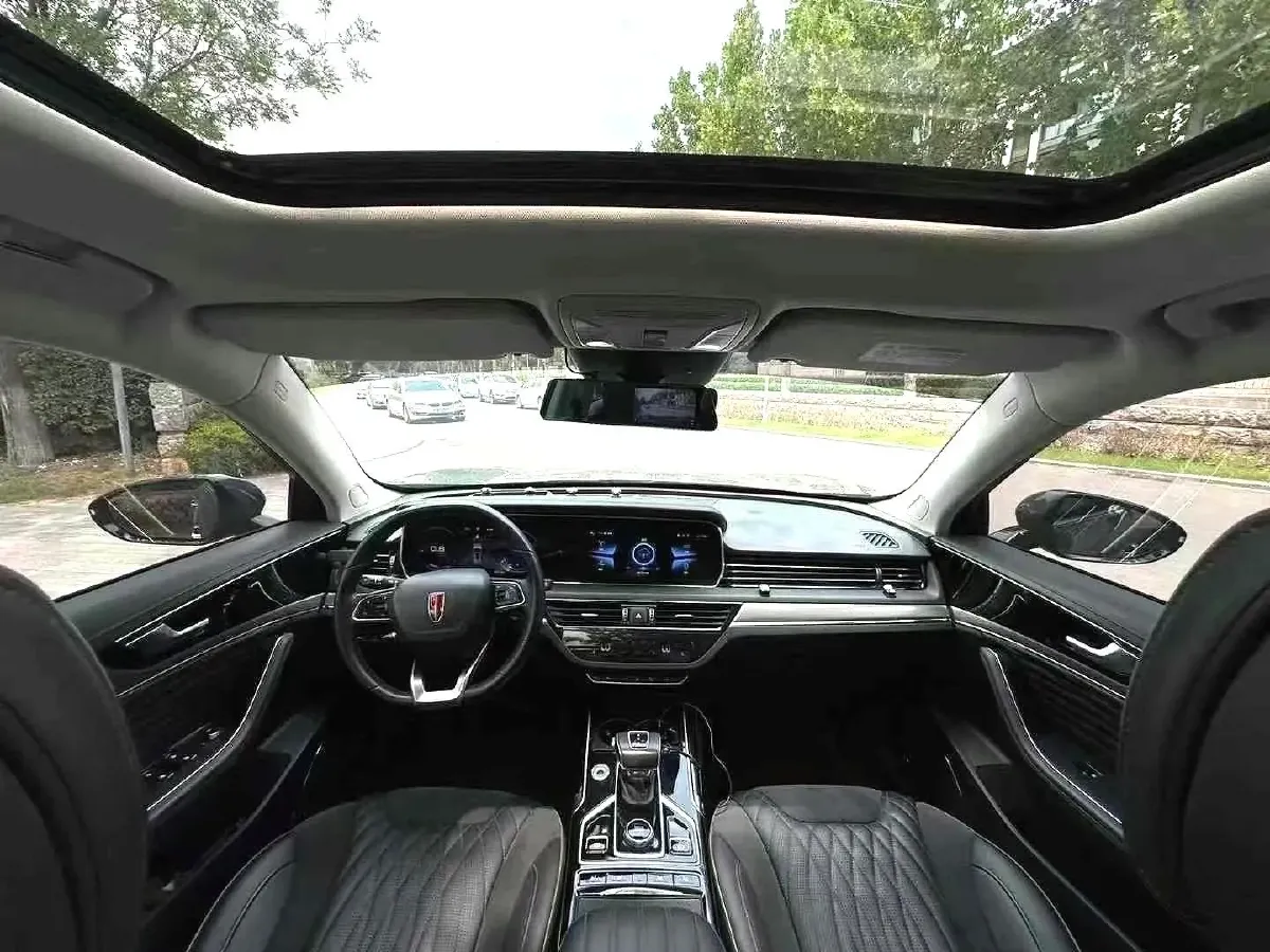 2022 HongQi HS5 2.0T 224HP L4 6AT,autocango,china used car exporter,china ev exporter,chinese used car exporter,chinese used ev exporter