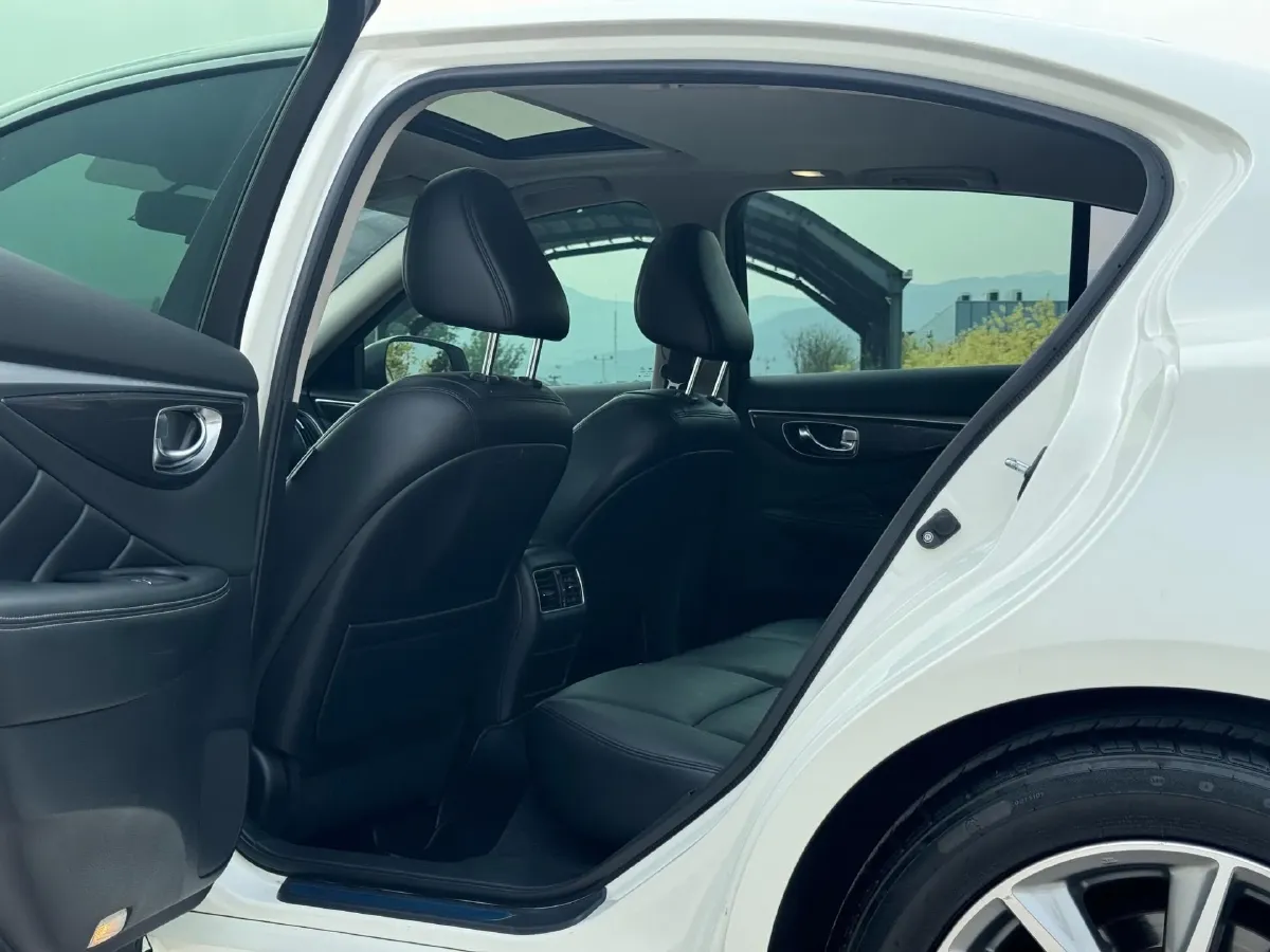 2018 MAXUS G10 2.0T 224HP L4 6AT,autocango,china used car exporter,china ev exporter,chinese used car exporter,chinese used ev exporter