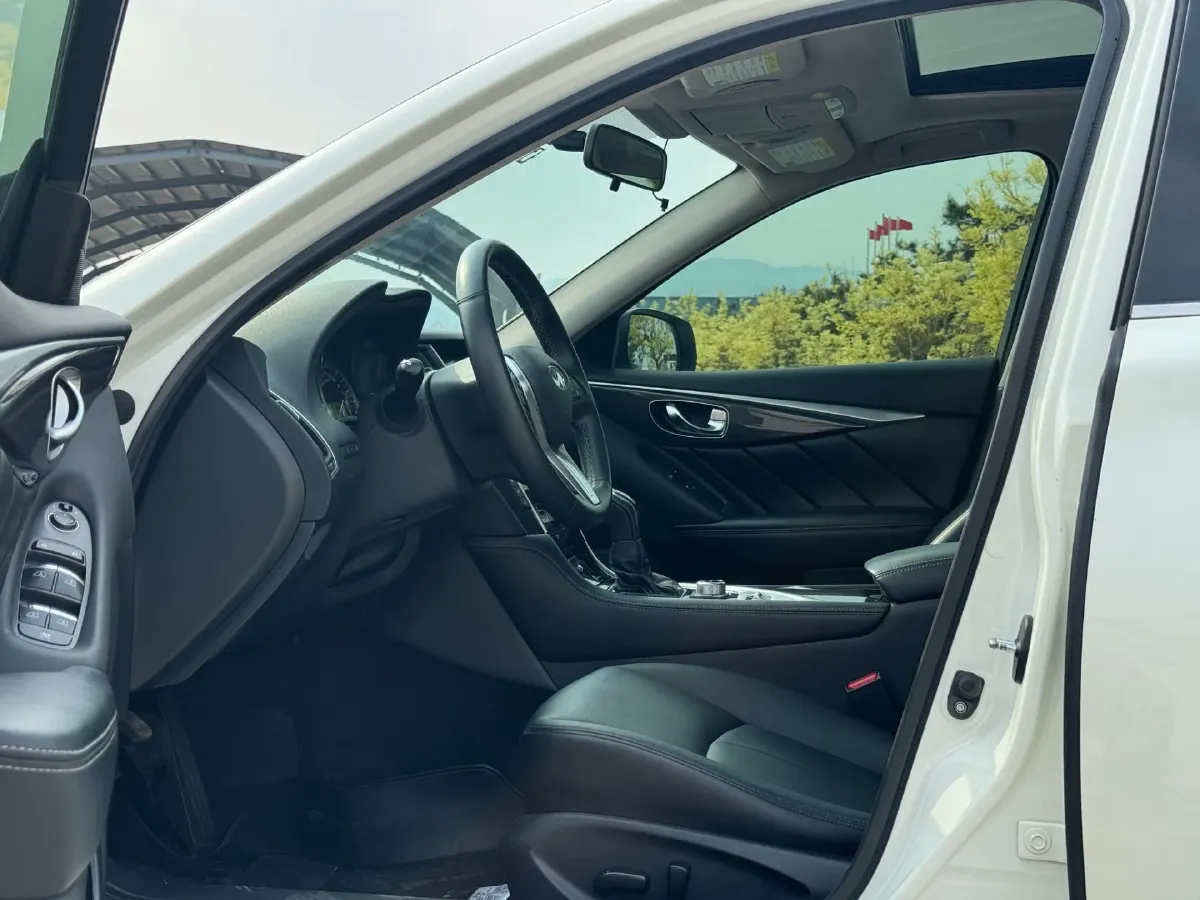 2018 MAXUS G10 2.0T 224HP L4 6AT,autocango,china used car exporter,china ev exporter,chinese used car exporter,chinese used ev exporter