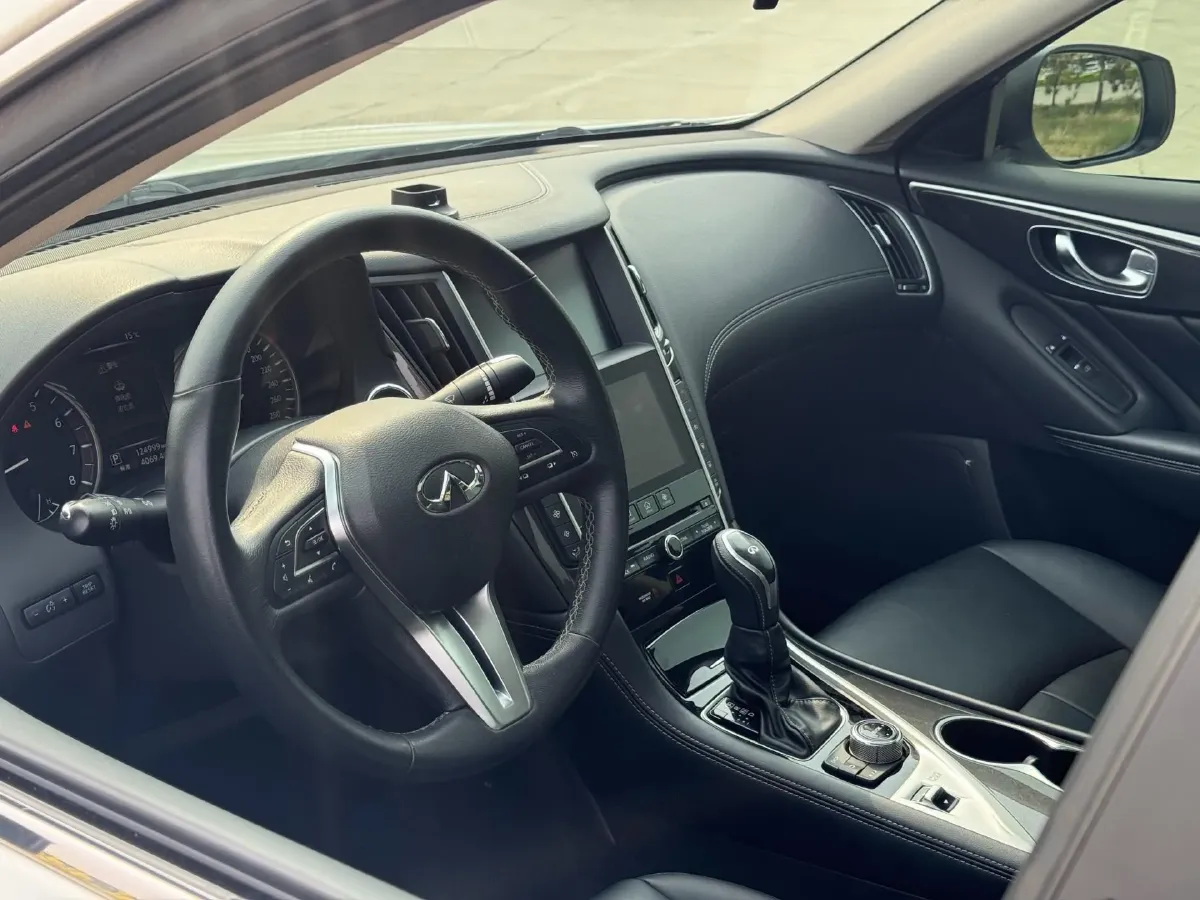 2018 MAXUS G10 2.0T 224HP L4 6AT,autocango,china used car exporter,china ev exporter,chinese used car exporter,chinese used ev exporter