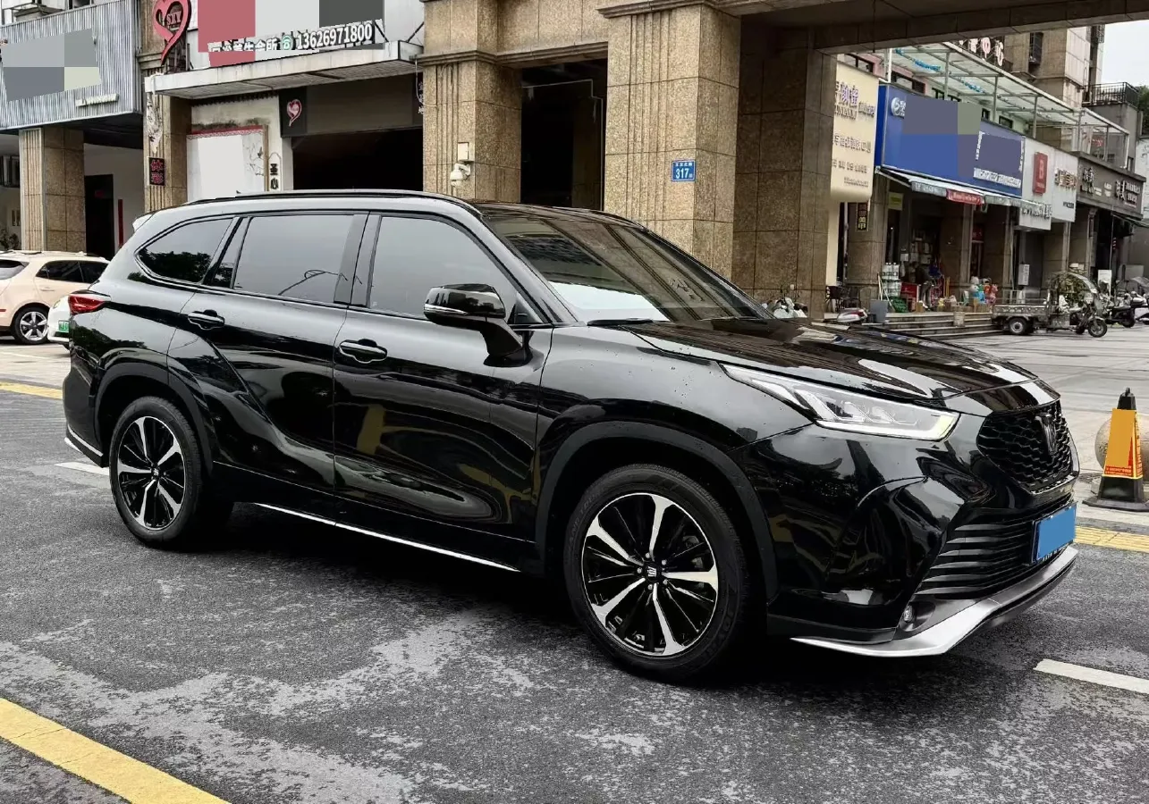 2022 Toyota Crown Kluger 2.0T 248HP L4 8AT,autocango,china used car exporter,china ev exporter,chinese used car exporter,chinese used ev exporter