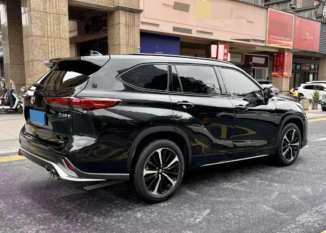 2022 Toyota Crown Kluger 2.0T 248HP L4 8AT,autocango,china used car exporter,china ev exporter,chinese used car exporter,chinese used ev exporter