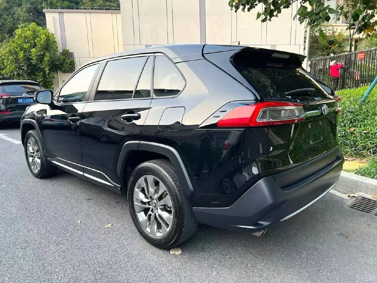 2021 Toyota Wildlander 2.5L 178HP L4 E-CVT Hybrid,autocango,china used car exporter,china ev exporter,chinese used car exporter,chinese used ev exporter