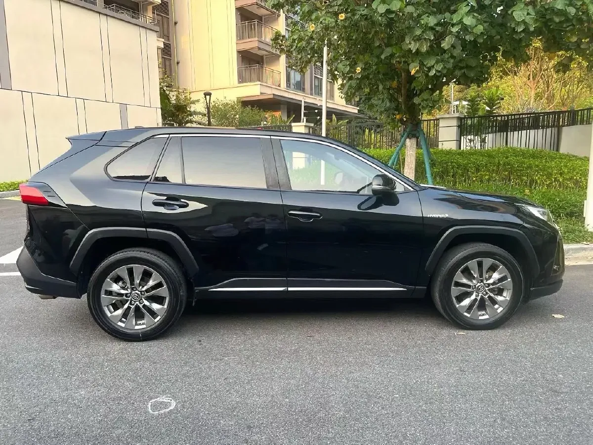 2021 Toyota Wildlander 2.5L 178HP L4 E-CVT Hybrid,autocango,china used car exporter,china ev exporter,chinese used car exporter,chinese used ev exporter