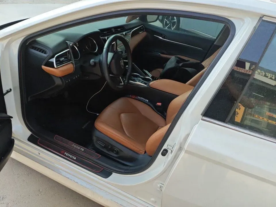 2019 Toyota Camry 2.5L 209HP L4 8AT,autocango,china used car exporter,china ev exporter,chinese used car exporter,chinese used ev exporter