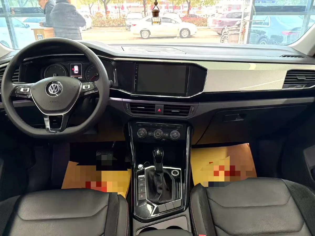 2019 Jeep Cherokee 2.0T 234HP L4 9AT,autocango,china used car exporter,china ev exporter,chinese used car exporter,chinese used ev exporter