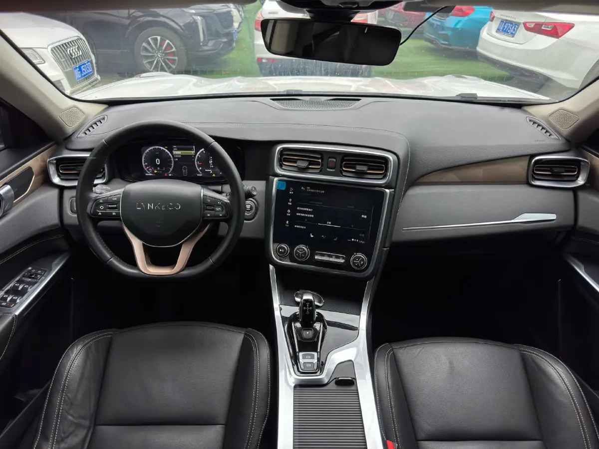 2018 Foton Tunland 2.0T 218HP L4 6AT,autocango,china used car exporter,china ev exporter,chinese used car exporter,chinese used ev exporter