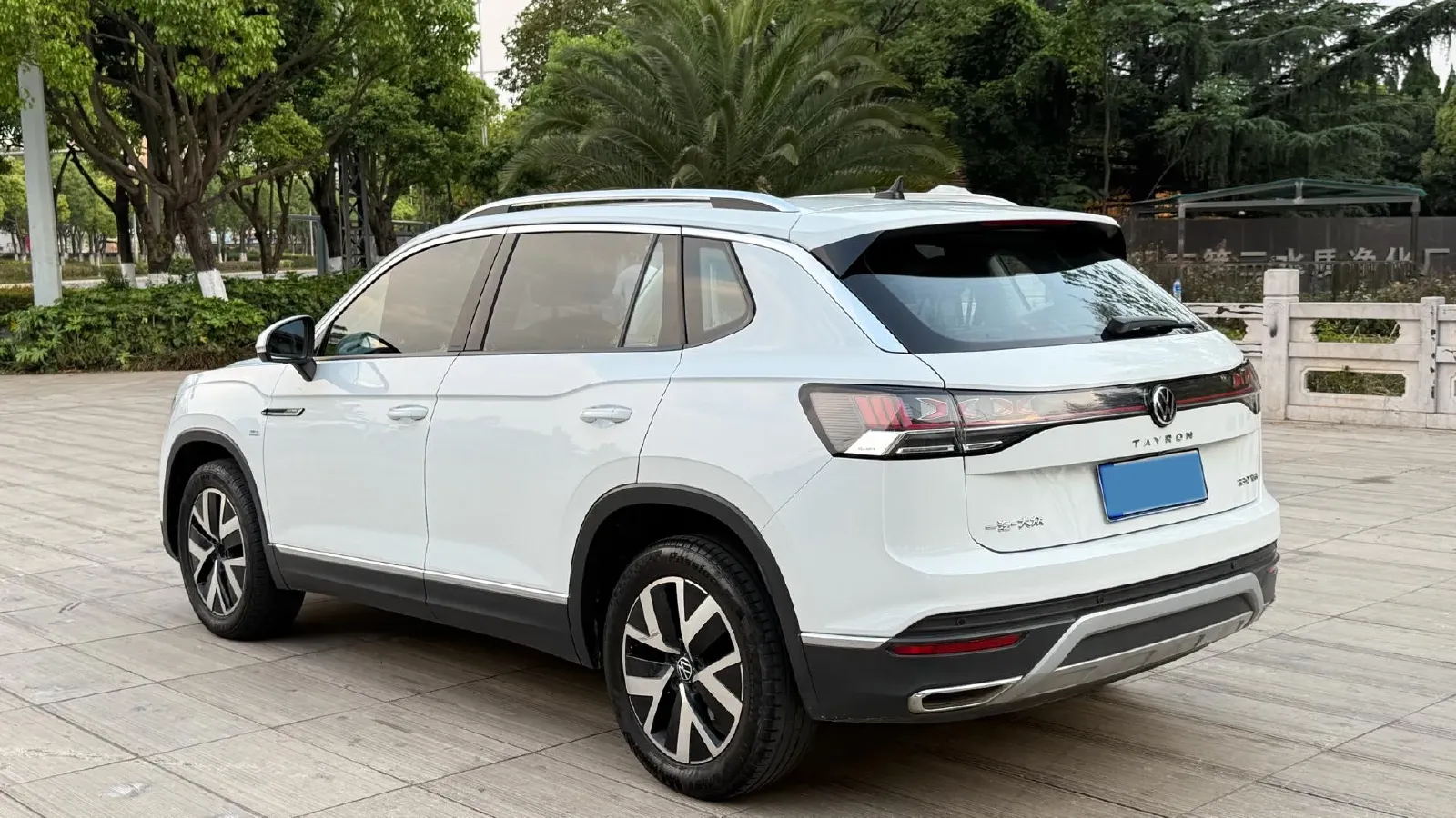 2023 Volkswagen Tayron 2.0T 186HP L4 7DCT,autocango,china used car exporter,china ev exporter,chinese used car exporter,chinese used ev exporter