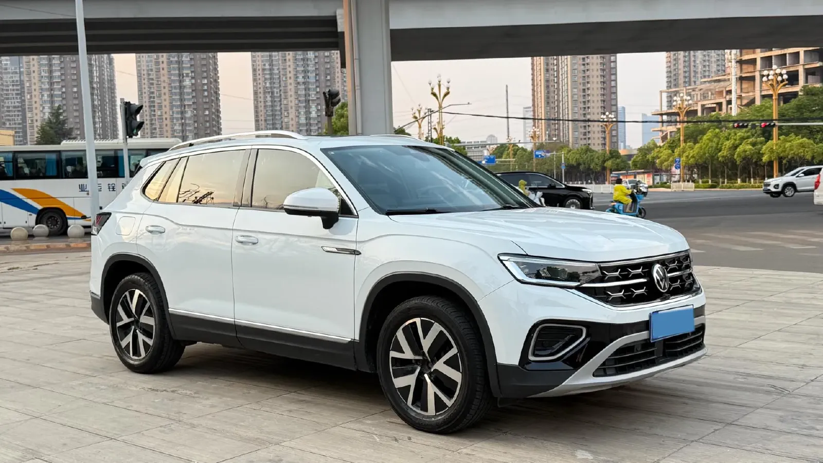 2023 Volkswagen Tayron 2.0T 186HP L4 7DCT,autocango,china used car exporter,china ev exporter,chinese used car exporter,chinese used ev exporter