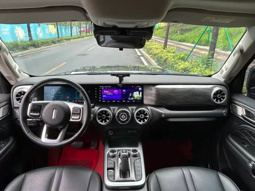 2021 Tank 300 2.0T 227HP L4 8AT,autocango,china used car exporter,china ev exporter,chinese used car exporter,chinese used ev exporter