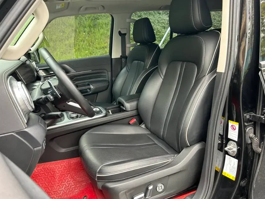 2021 Tank 300 2.0T 227HP L4 8AT,autocango,china used car exporter,china ev exporter,chinese used car exporter,chinese used ev exporter