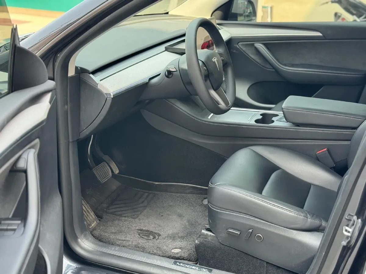 2024 Tesla Model Y BEV 78.4KWH,autocango,china used car exporter,china ev exporter,chinese used car exporter,chinese used ev exporter