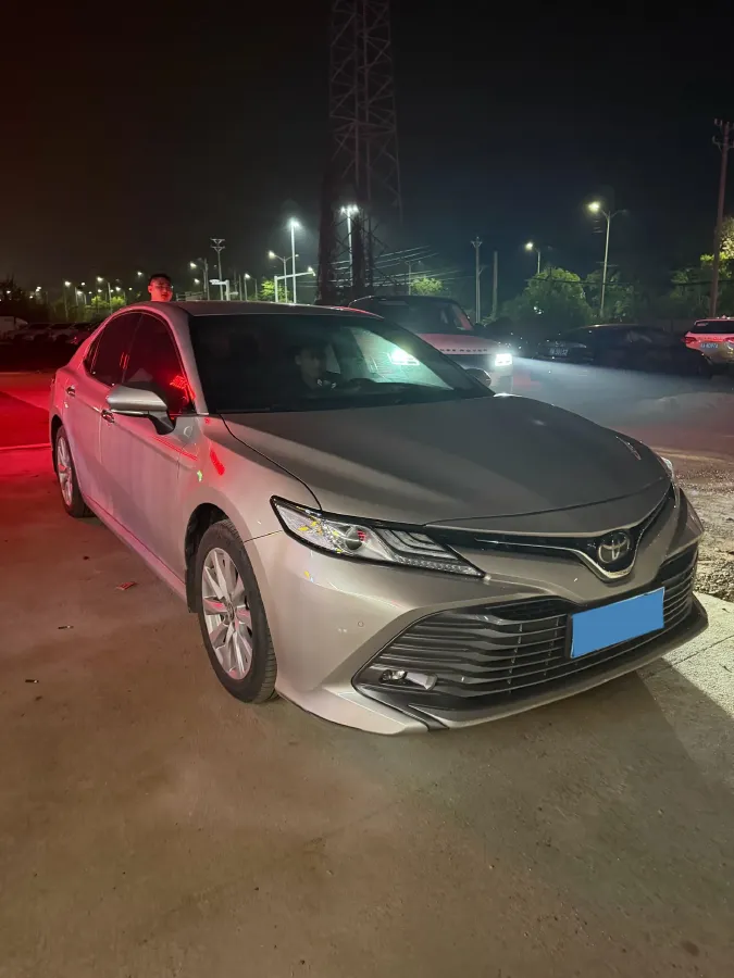2019 Toyota Camry 2.0L 178HP L4 CVT,autocango,china used car exporter,china ev exporter,chinese used car exporter,chinese used ev exporter