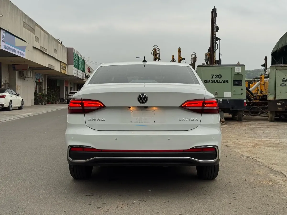 2023 Volkswagen Lavida 1.5L 113HP L4 6AT,autocango,china used car exporter,china ev exporter,chinese used car exporter,chinese used ev exporter