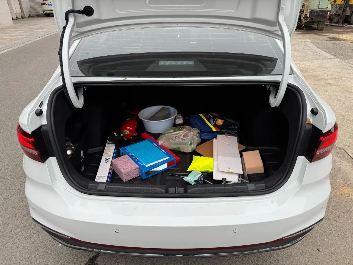 2023 Volkswagen Lavida 1.5L 113HP L4 6AT,autocango,china used car exporter,china ev exporter,chinese used car exporter,chinese used ev exporter