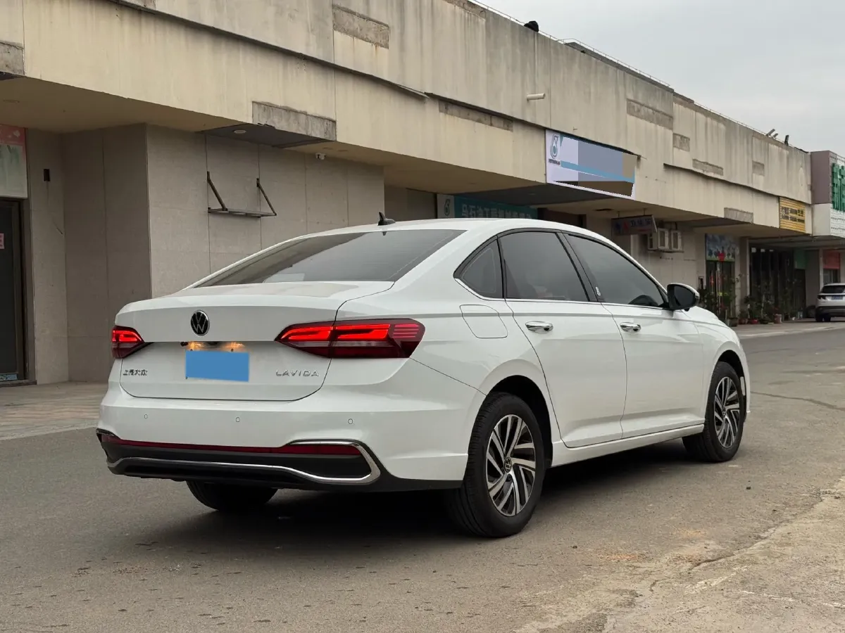 2023 Volkswagen Lavida 1.5L 113HP L4 6AT,autocango,china used car exporter,china ev exporter,chinese used car exporter,chinese used ev exporter