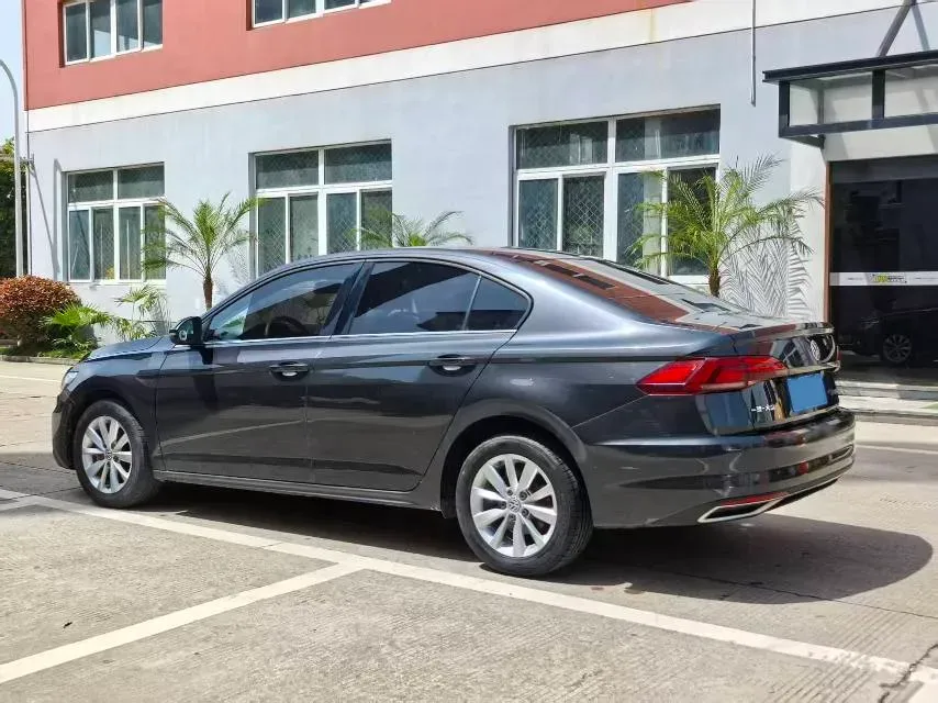 2019 Bestune T77 1.2T 143HP L4 7DCT,autocango,china used car exporter,china ev exporter,chinese used car exporter,chinese used ev exporter